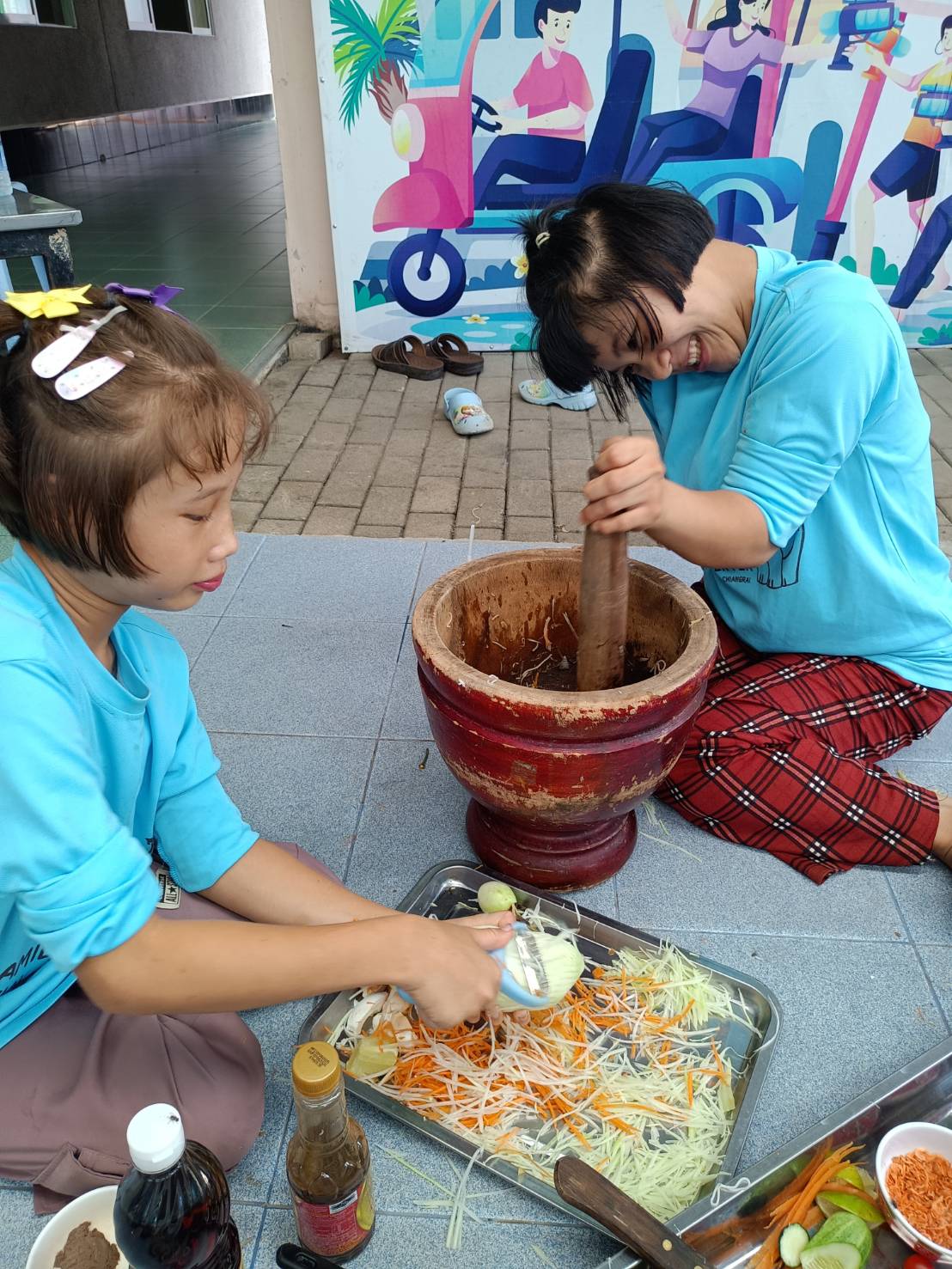 กิจกรรมทำ “ส้มตำ” ของเด็ก ๆ บ้านเกื้อกูล
