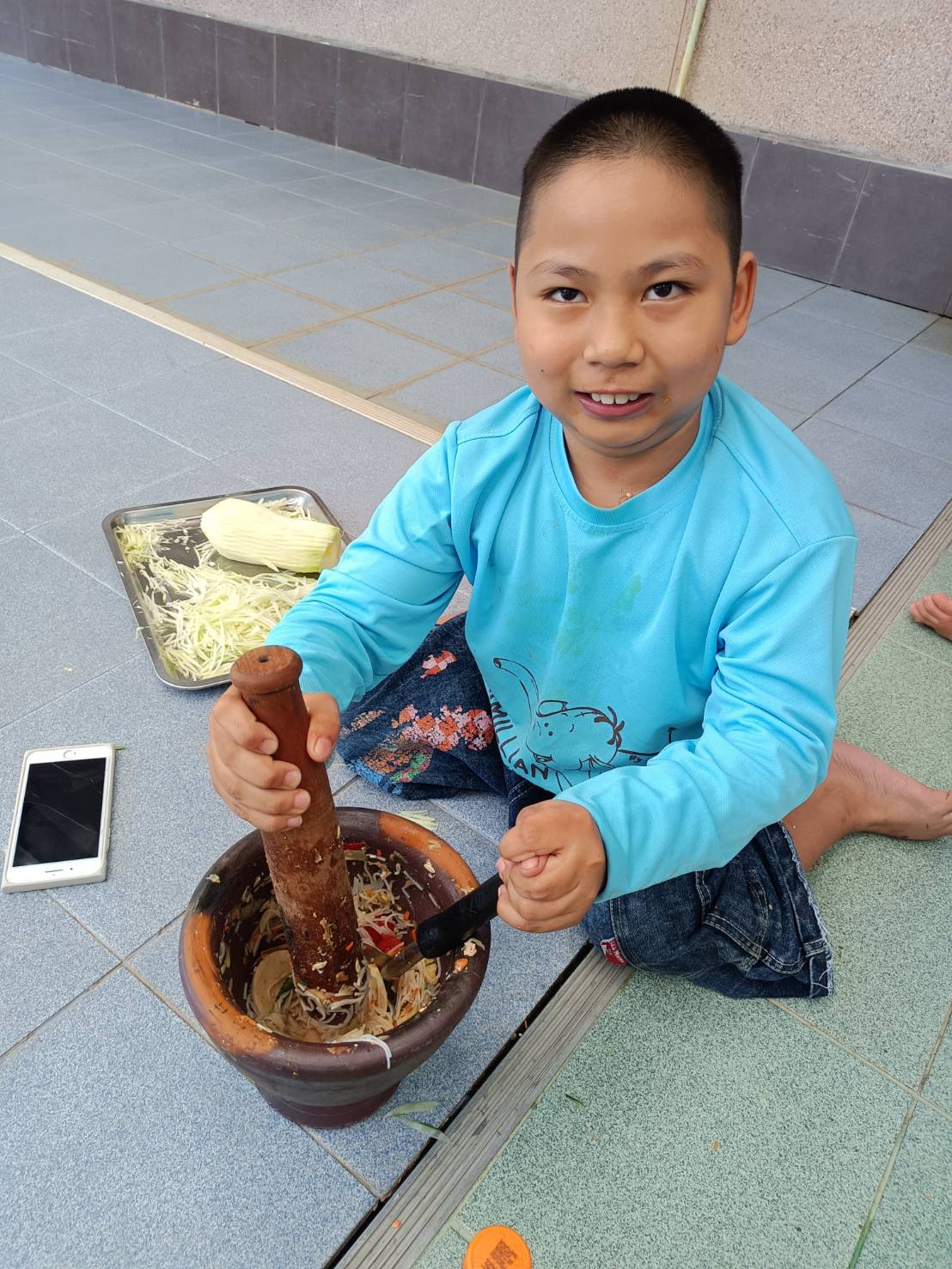 กิจกรรมทำ “ส้มตำ” ของเด็ก ๆ บ้านเกื้อกูล