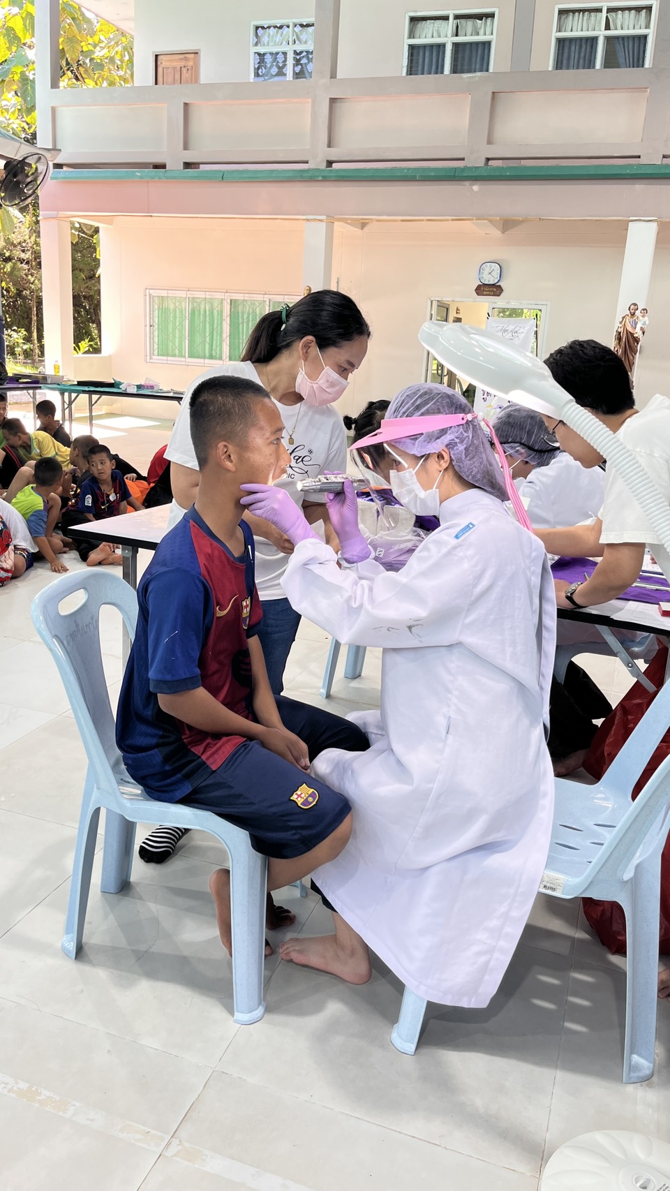 รอยยิ้มแห่งความสุข จากน้ำใจ MaeMae Dental Clinic