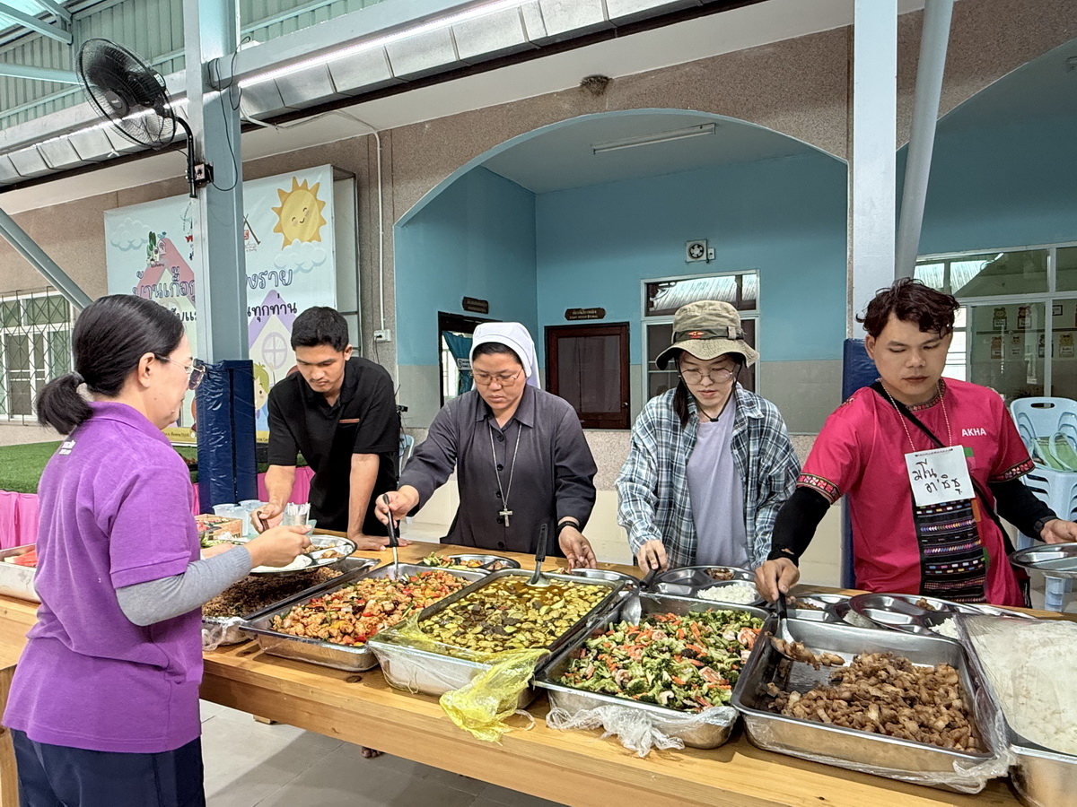 ขอกราบขอบคุณจากใจอย่างสุดซึ้ง กันยายน 2568 ขอกราบขอบคุณจากใจอย่างสุดซึ้ง กันยายน 2568