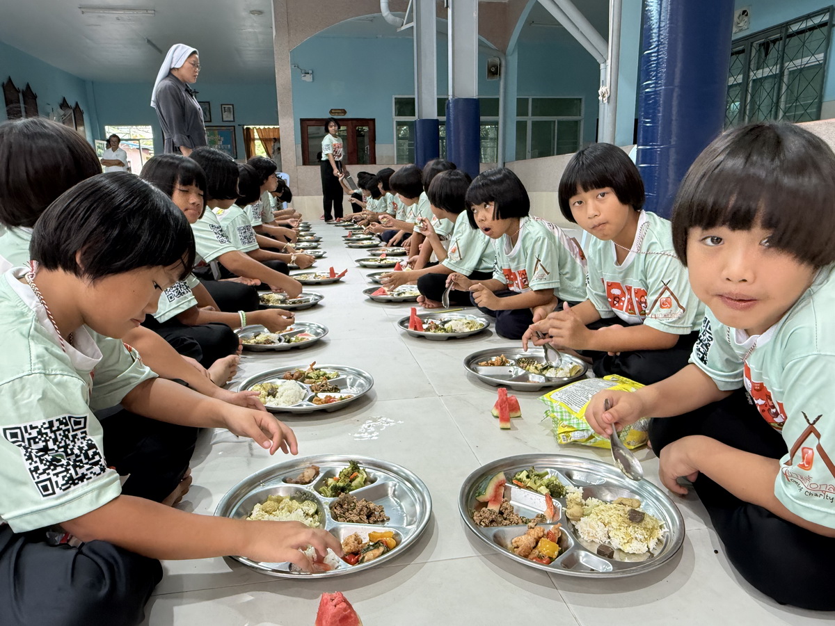 ขอกราบขอบคุณจากใจอย่างสุดซึ้ง กันยายน 2568 ขอกราบขอบคุณจากใจอย่างสุดซึ้ง กันยายน 2568