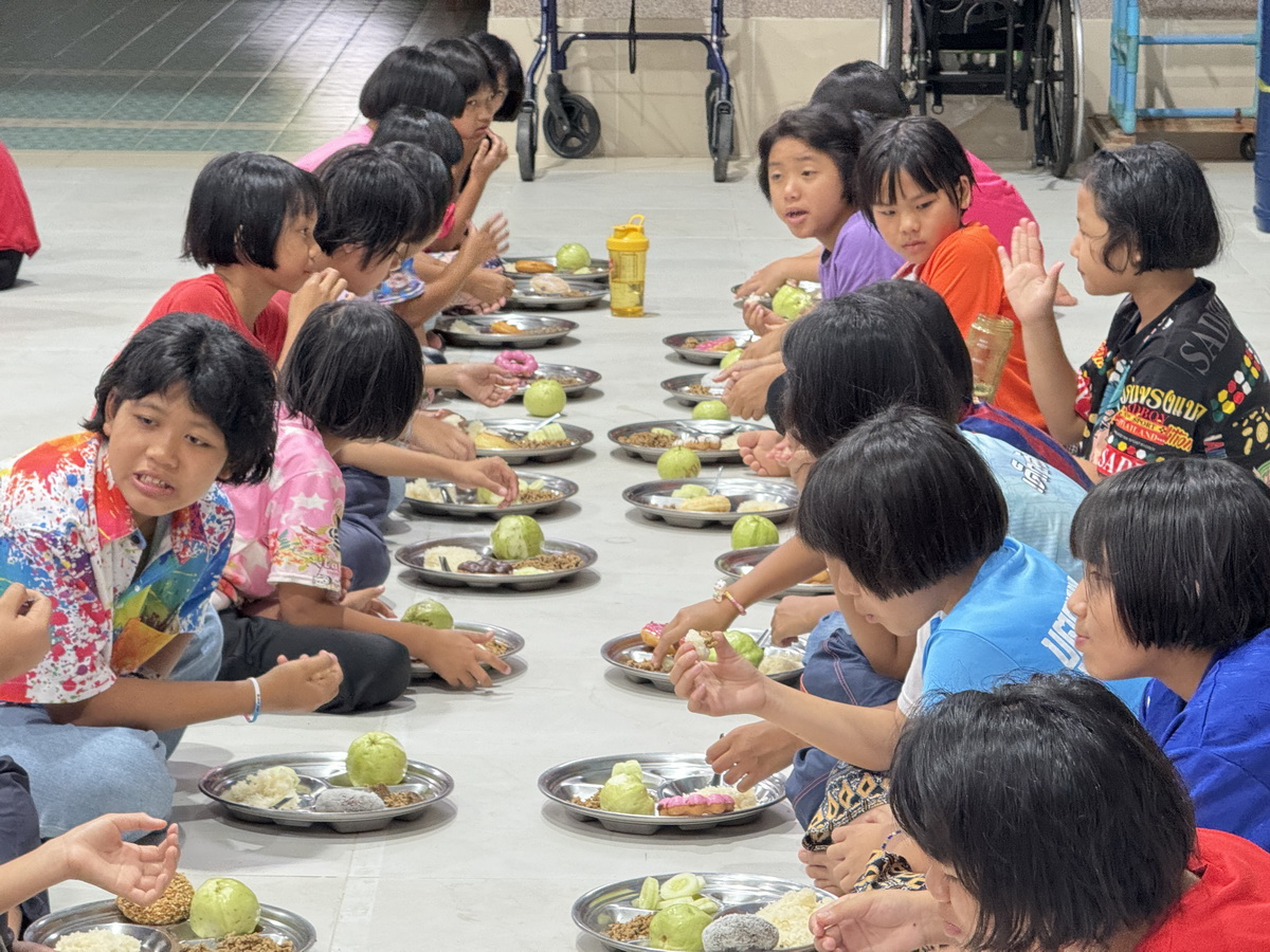 ขอกราบขอบคุณจากใจอย่างสุดซึ้ง กันยายน 2568 ขอกราบขอบคุณจากใจอย่างสุดซึ้ง กันยายน 2568