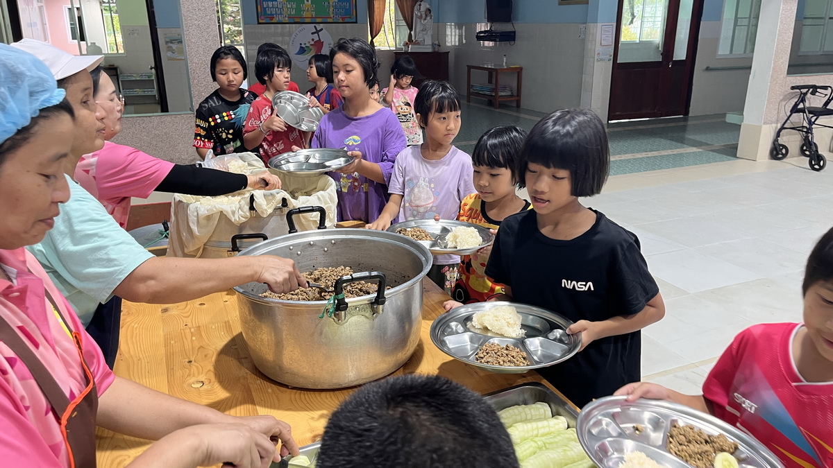 ขอกราบขอบคุณจากใจอย่างสุดซึ้ง กันยายน 2568 ขอกราบขอบคุณจากใจอย่างสุดซึ้ง กันยายน 2568