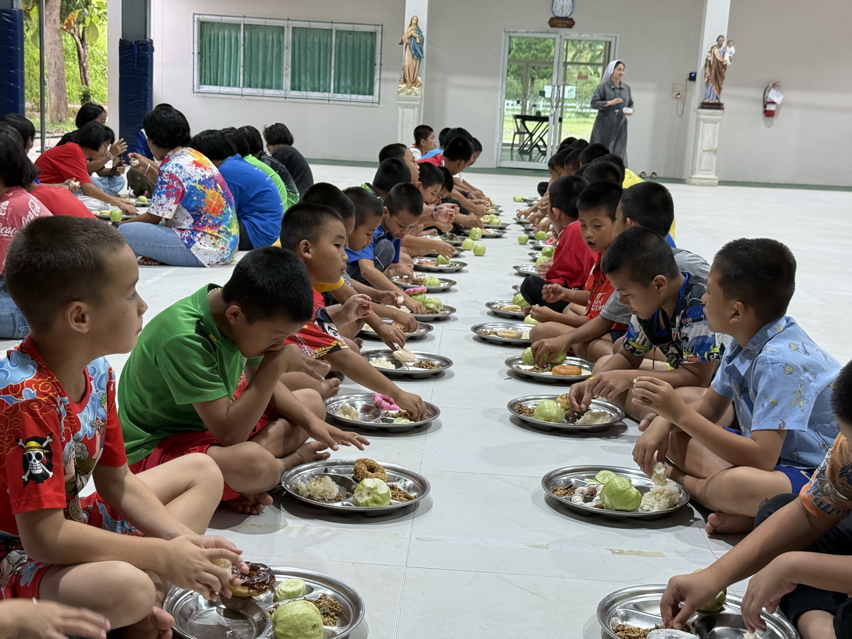 ขอกราบขอบคุณจากใจอย่างสุดซึ้ง กันยายน 2568 ขอกราบขอบคุณจากใจอย่างสุดซึ้ง กันยายน 2568