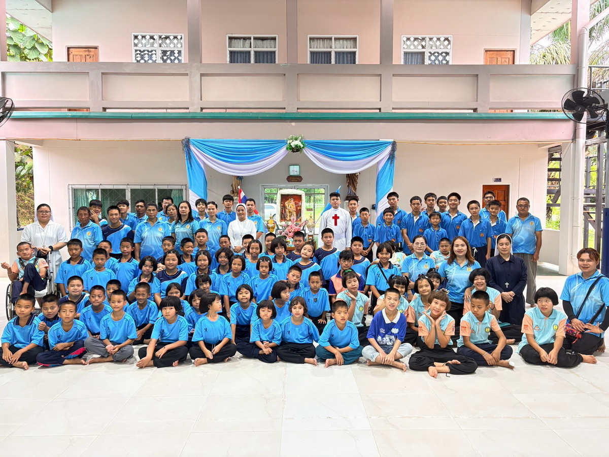ร่วมรำลึกถึงพระคุณแม่ เนื่องในวันแม่แห่งชาติ